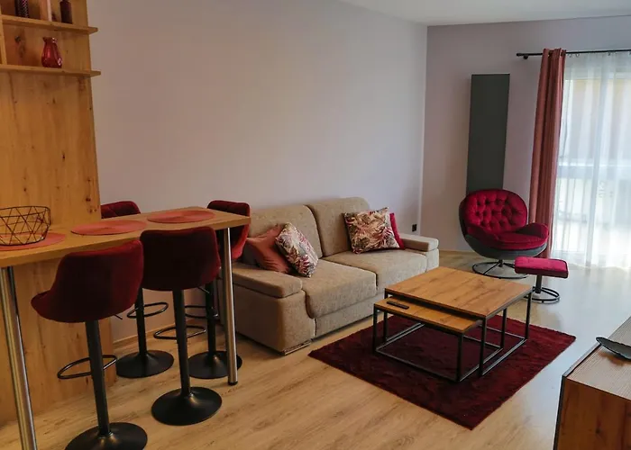 Elegance Red W Let's Sea Basen&spa Apartamento *