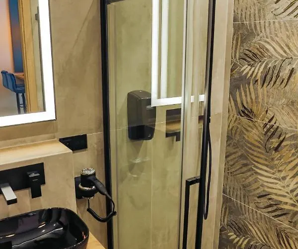 Elegance Red W Let's Sea Basen&spa * Gąski