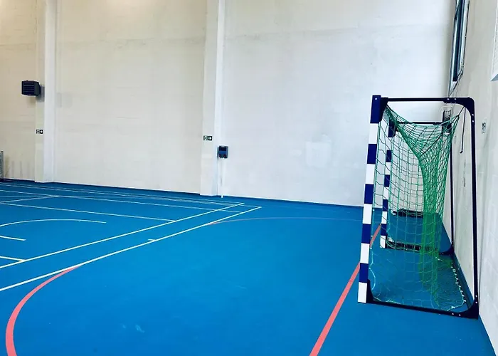 Elegance Red W Let's Sea Basen&spa *